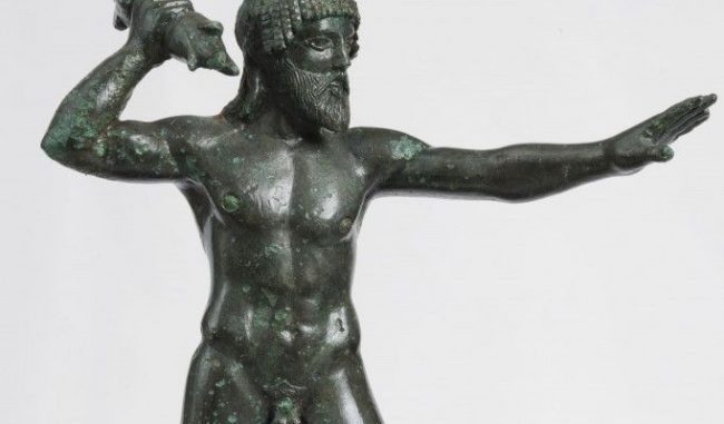 Ειδώλιο Δία Κεραύνιου. Ο θεός του ουρανού και των καιρικών φαινομένων κρατά το κατεξοχήν σύμβολό του, τον κεραυνό. 470-460 π.Χ. © Μουσείο Ακρόπολης ...  Διαβάστε όλο το άρθρο: http://www.mixanitouxronou.gr/dodoni-to-mantio-opou-i-pisti-epernan-chrismous-apo-to-throisma-ton-fillon-tis-velanidias-to-archeotero-mantio-tis-elladas-chtistike-meta-apo-ipodixi-enos-mavrou-peristeriou-simantiki-ekthesi-sto/